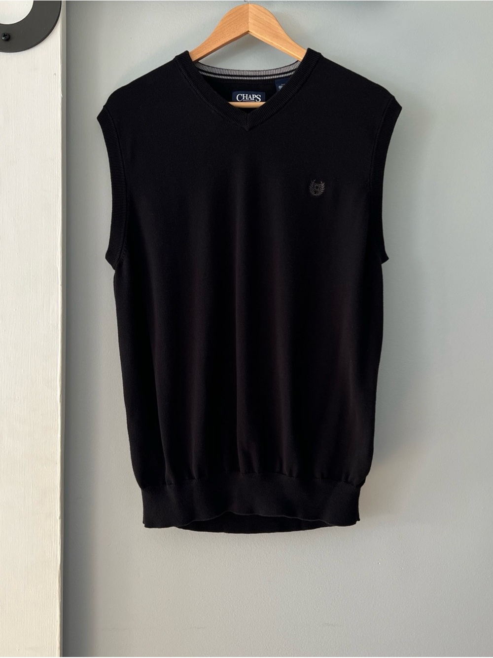 Chaps Black V-Neck 100% Cotton Sleeveless Sweater Vest